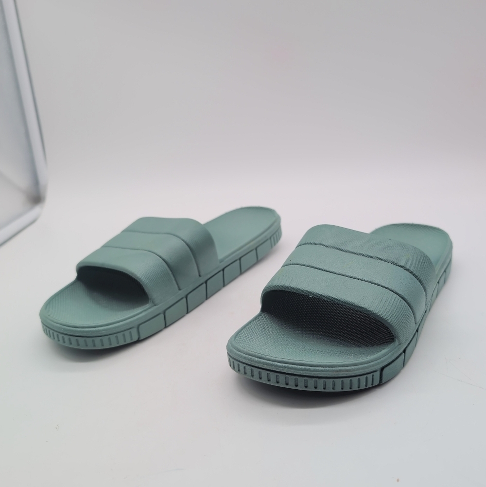 Clootess Casual Slide Sandals in Sage Green Sz 8.5